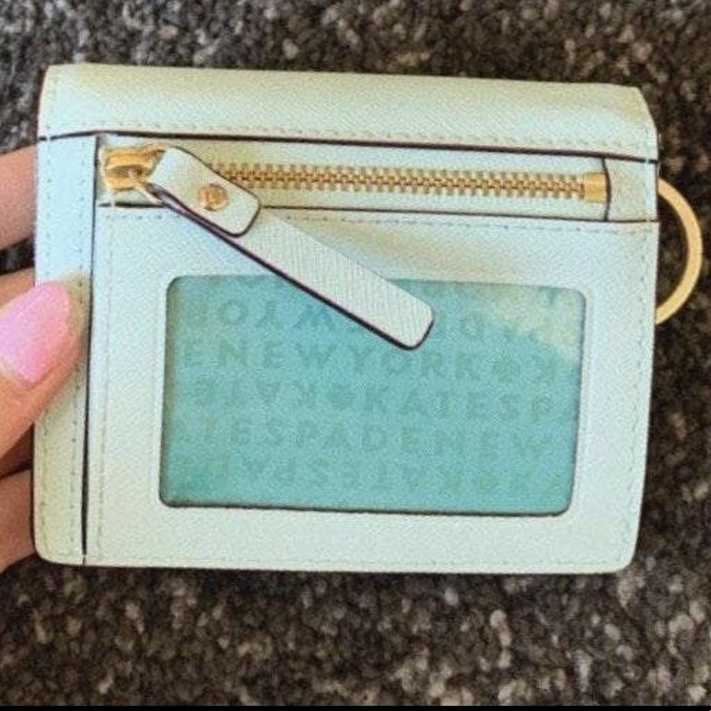 Kate Spade Wrislet/Wallet - Picture 2 of 6